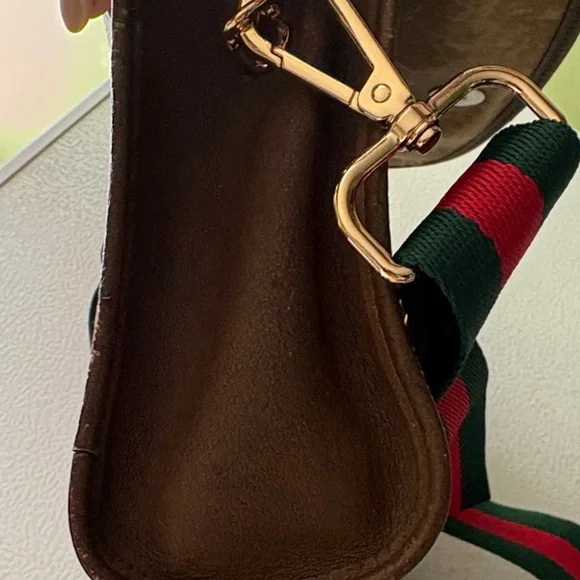 Gucci Tan and Brown Monogram Shoulder Bag - Picture 6 of 8